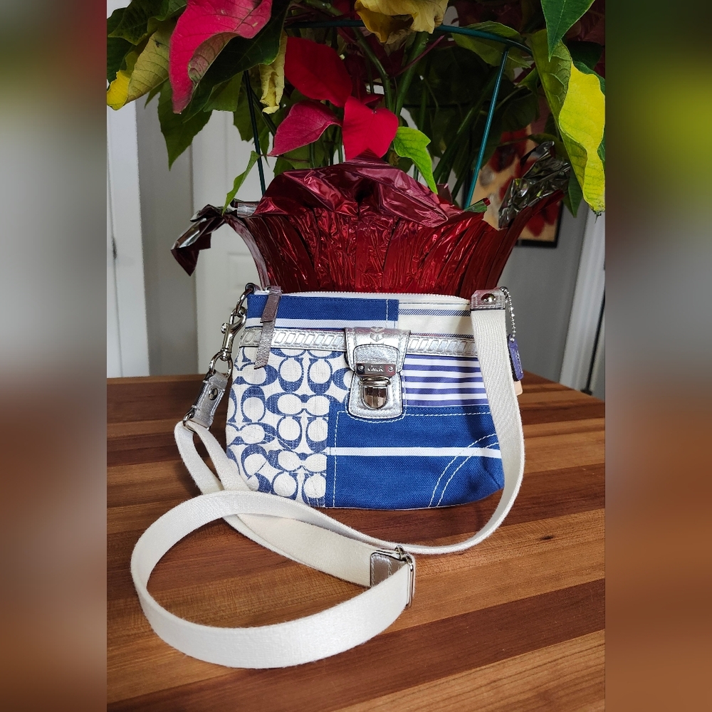 Rare, Ltd Edition, Vtg COACH #41462 Denim Patchwork Crossbody Bag.$ Is Firm.